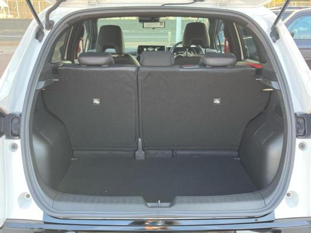 オーラ ニスモ　新品タイヤ／保証書／純正　９インチ　ＳＤナビ／インテリジェントルームミラー／衝突安全装置／シートヒーター　前席／全方位モニター／車線逸脱防止支援システム／プロパイロット／ヘッドランプ　ＬＥＤ　ＥＴＣ（8枚目）