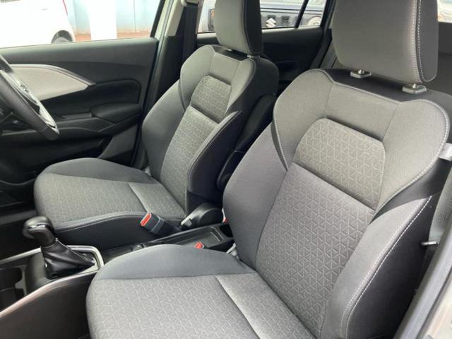 スイフト ハイブリッドMZ 保証書/ディスプレイオーディオ/セーフティサポート(スズキ)/シートヒーター 前席/車線逸脱防止支援システム/ヘッドランプ LED/Bluetooth接続/横滑り防止装置/アイドリングストップ 禁煙車(6枚目)