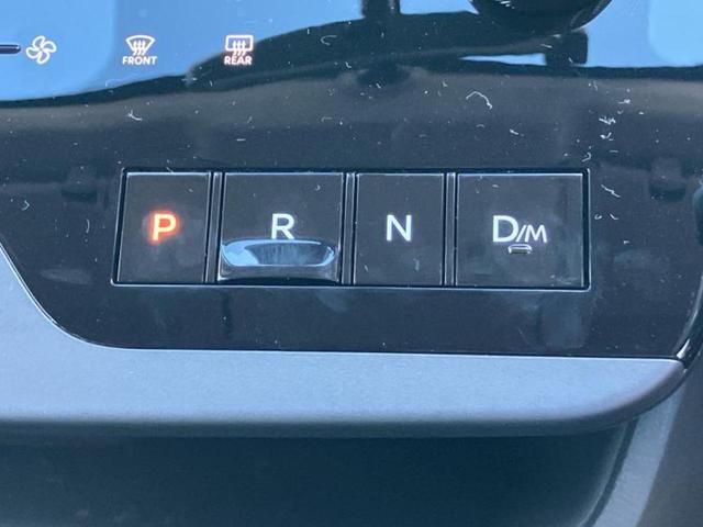 セレナ ハイウェイスターＶ　社外　ナビ／エマージェンシーブレーキ／両側電動スライドドア／車線逸脱防止支援システム／ヘッドランプ　ＬＥＤ／Ｂｌｕｅｔｏｏｔｈ接続／ＥＴＣ／ＥＢＤ付ＡＢＳ／横滑り防止装置／アイドリングストップ（17枚目）