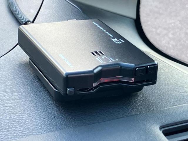 セレナ ハイウェイスターＶ　社外　ナビ／エマージェンシーブレーキ／両側電動スライドドア／車線逸脱防止支援システム／ヘッドランプ　ＬＥＤ／Ｂｌｕｅｔｏｏｔｈ接続／ＥＴＣ／ＥＢＤ付ＡＢＳ／横滑り防止装置／アイドリングストップ（18枚目）