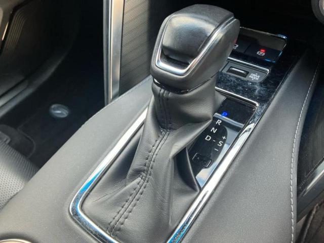 ハリアーハイブリッド Zレザーパッケージ 新品タイヤ/JBL/保証書/純正 12.3インチ メモリーナビ/デジタルインナーミラー/トヨタセーフティセンス/エアーシート 前席/パノラミックビューモニター/車線逸脱防止支援システム 全周囲カメラ(25枚目)