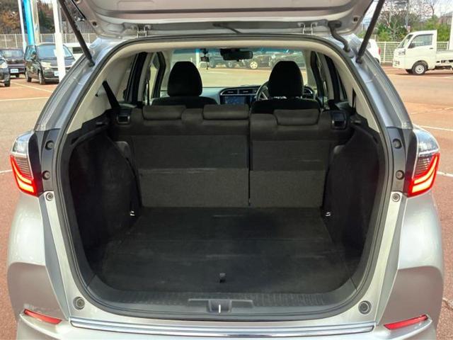 シャトル ハイブリッド・ホンダセンシング 新品タイヤ/保証書/社外 ナビ/ホンダセンシング/車線逸脱防止支援システム/ドライブレコーダー 社外/Bluetooth接続/ETC/EBD付ABS/横滑り防止装置/アイドリングストップ バックカメラ(8枚目)