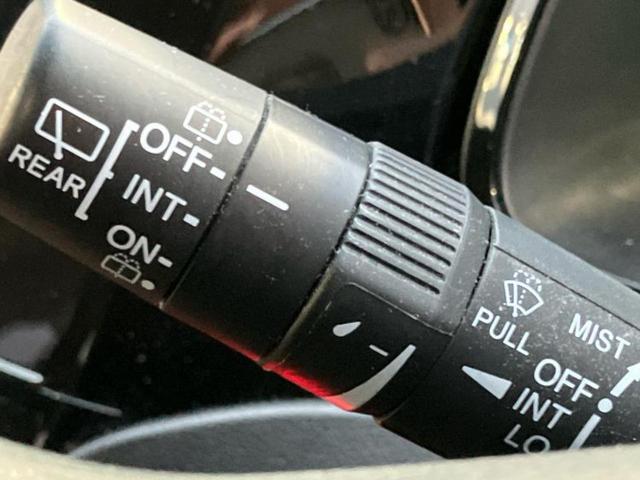 シャトル ハイブリッド・ホンダセンシング 新品タイヤ/保証書/社外 ナビ/ホンダセンシング/車線逸脱防止支援システム/ドライブレコーダー 社外/Bluetooth接続/ETC/EBD付ABS/横滑り防止装置/アイドリングストップ バックカメラ(17枚目)