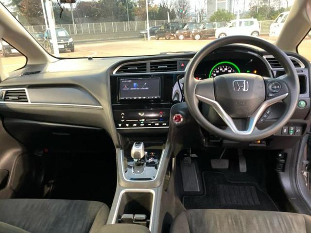 シャトル ハイブリッド・ホンダセンシング 新品タイヤ/保証書/社外 ナビ/ホンダセンシング/車線逸脱防止支援システム/ドライブレコーダー 社外/Bluetooth接続/ETC/EBD付ABS/横滑り防止装置/アイドリングストップ バックカメラ(42枚目)