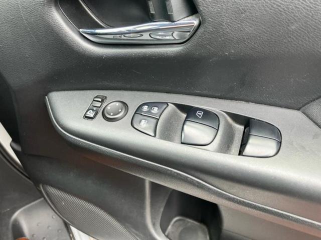 セレナ ４ＷＤ　Ｂ　新品タイヤ／社外　ナビ／衝突安全装置／車線逸脱防止支援システム／ＥＢＤ付ＡＢＳ／横滑り防止装置／アイドリングストップ／エアバッグ　運転席／エアバッグ　助手席／パワーウインドウ／エンジンスタートボタン（32枚目）