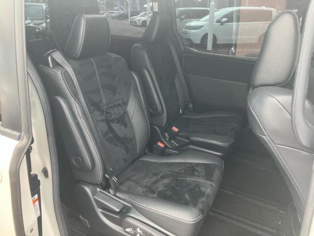 ヴォクシー ＺＳ　Ｇｓ　保証書／社外　１１インチ　ＳＤナビ／フリップダウンモニター　社外　１２．８インチ／トヨタセーフティセンス／両側電動スライドドア／車線逸脱防止支援システム／シート　ハーフレザー　衝突被害軽減システム（5枚目）
