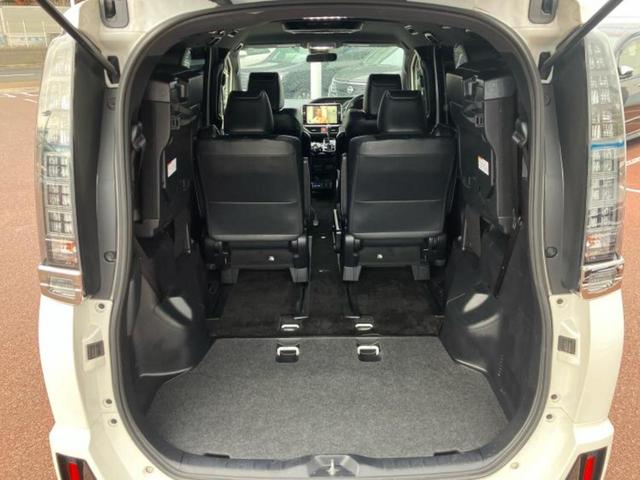 ヴォクシー ＺＳ　Ｇｓ　保証書／社外　１１インチ　ＳＤナビ／フリップダウンモニター　社外　１２．８インチ／トヨタセーフティセンス／両側電動スライドドア／車線逸脱防止支援システム／シート　ハーフレザー　衝突被害軽減システム（21枚目）