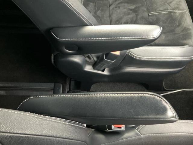 ヴォクシー ＺＳ　Ｇｓ　保証書／社外　１１インチ　ＳＤナビ／フリップダウンモニター　社外　１２．８インチ／トヨタセーフティセンス／両側電動スライドドア／車線逸脱防止支援システム／シート　ハーフレザー　衝突被害軽減システム（33枚目）