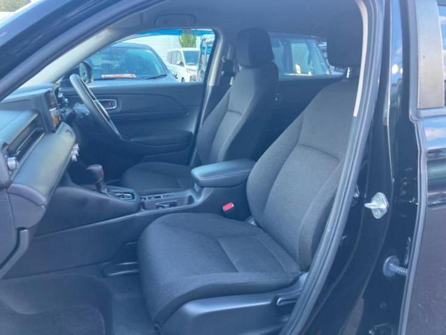 ヴェゼル ｅＨＥＶ　Ｘ　純正　９インチ　ＳＤナビ／ホンダセンシング／車線逸脱防止支援システム／ドライブレコーダー　社外／ヘッドランプ　ＬＥＤ／Ｂｌｕｅｔｏｏｔｈ接続／ＥＴＣ／ＥＢＤ付ＡＢＳ／横滑り防止装置　バックカメラ（6枚目）