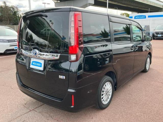 ノア ハイブリッドX 新品タイヤ/純正 SDナビ/トヨタセーフティセンス/電動スライドドア/車線逸脱防止支援システム/ドライブレコーダー 社外/ヘッドランプ LED/Bluetooth接続/ETC/EBD付ABS ドラレコ(3枚目)