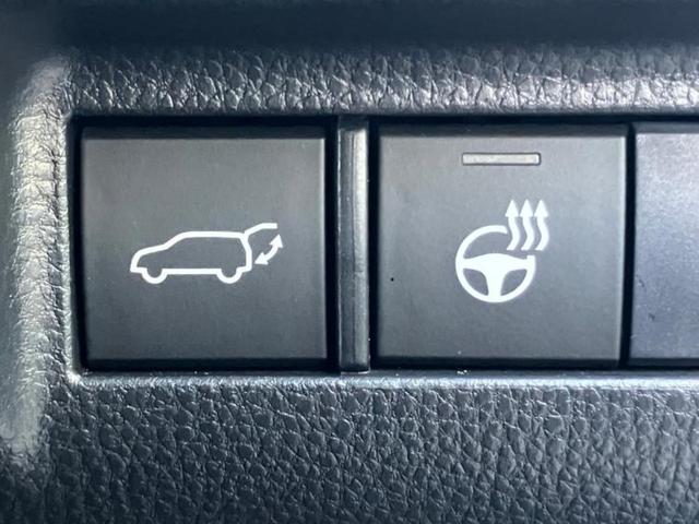 ハリアー Ｚレザーパッケージ　調光パノラマルーフ／モデリスタエアロ／ＪＢＬ／保証書／純正　ＳＤナビ／デジタルインナーミラー／トヨタセーフティセンス／シートヒーター／車線逸脱防止支援システム／シート　フルレザー／電動バックドア（15枚目）