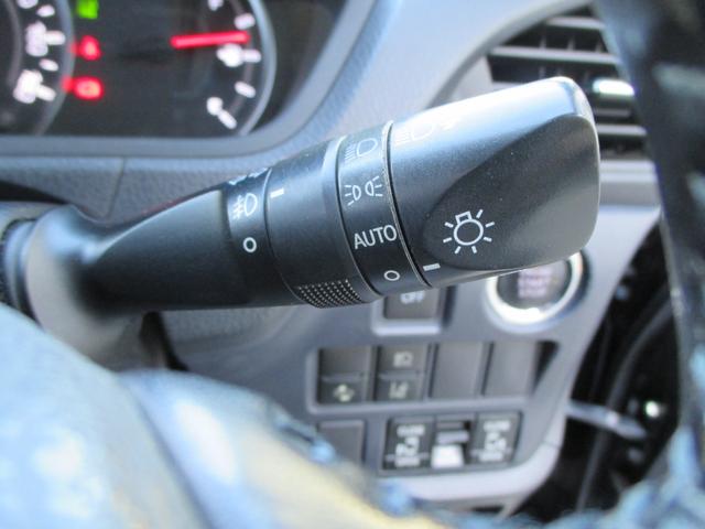 ヴォクシー ZS アルパイン10型ナビ・地デジ・Bカメラ・12.8型リアモニター・Bluetooth・DVD再生 ビルトインETC 両側電動スライドドア LEDヘッドライト スマートキー 1オーナー セーフティセンス(23枚目)