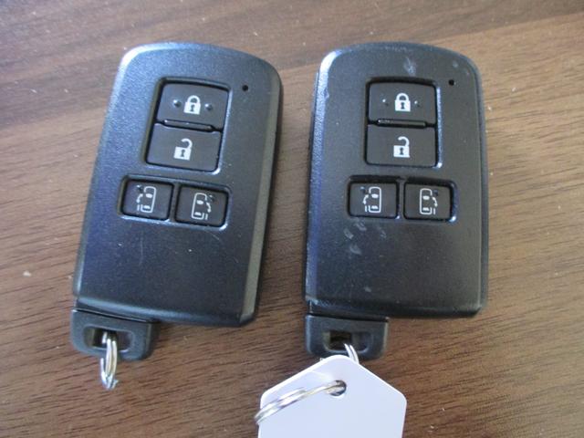 ヴォクシー ZS アルパイン10型ナビ・地デジ・Bカメラ・12.8型リアモニター・Bluetooth・DVD再生 ビルトインETC 両側電動スライドドア LEDヘッドライト スマートキー 1オーナー セーフティセンス(25枚目)