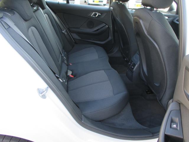 １シリーズ １１８ｉ　プレイ　純正ナビ・Ｂｌｕｅｔｏｏｔｈ・バックカメラ・ＥＴＣ　前後ドラレコ　アクティブクルーズコントロール　コンフォートアクセスキー　ＬＥＤヘッドライト　パワーバックドア　純正１７インチＡＷ　パーキングアシスト（38枚目）