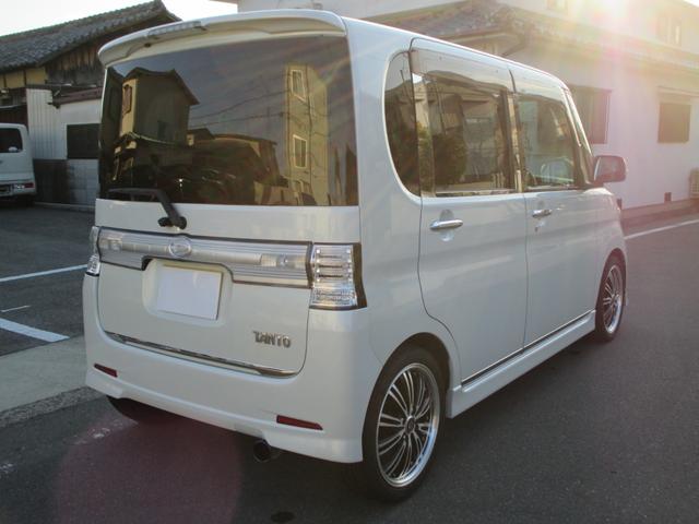 タント カスタムＲＳ　ターボ　１６インチＡＷ　柿本改マフラー　リップスポイラー　レザー調シート　ＬＥＤライト・ウィンカー・テール・バック・リフレクター　ナビ・ＴＶ・Ｂカメラ　ＥＴＣ　スマートキー　ＨＩＤ　電動スライドドア（6枚目）