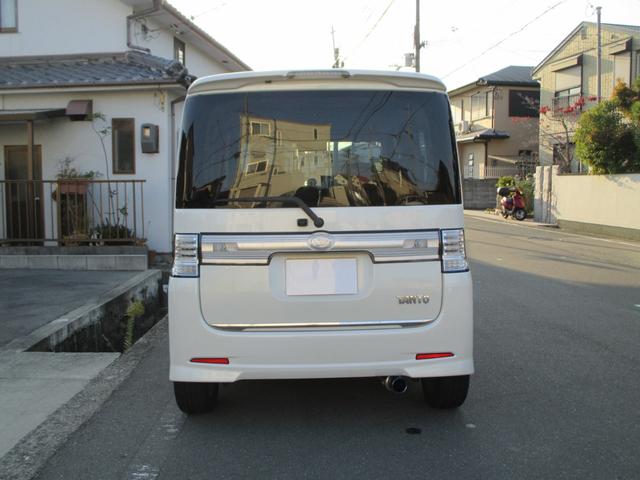 タント カスタムＲＳ　ターボ　１６インチＡＷ　柿本改マフラー　リップスポイラー　レザー調シート　ＬＥＤライト・ウィンカー・テール・バック・リフレクター　ナビ・ＴＶ・Ｂカメラ　ＥＴＣ　スマートキー　ＨＩＤ　電動スライドドア（7枚目）