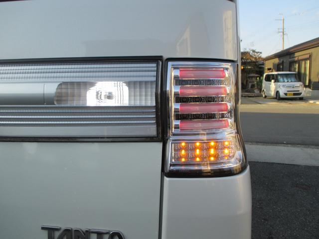 タント カスタムＲＳ　ターボ　１６インチＡＷ　柿本改マフラー　リップスポイラー　レザー調シート　ＬＥＤライト・ウィンカー・テール・バック・リフレクター　ナビ・ＴＶ・Ｂカメラ　ＥＴＣ　スマートキー　ＨＩＤ　電動スライドドア（16枚目）