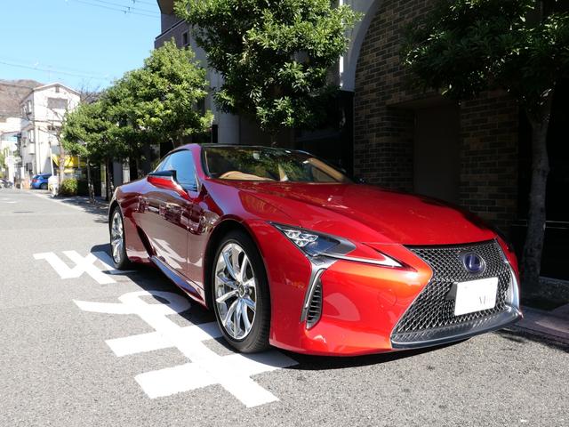 ＬＣ ＬＣ５００ｈ　Ｌパッケージ　ブラウンレザーインテリア　ガラスルーフ　フルセグ　ＬＥＤヘッドライト　ＴＶキャンセラー　ＥＴＣ　禁煙車　クリアランスソナー　パワーシート　メモリーナビ　バックカメラ（2枚目）