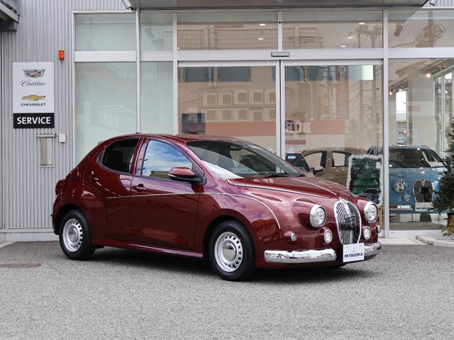 ビュート ストーリー ロイヤルエディション　１５ＬＸ　特別仕様車　新車未登録　専用ボディカラー　専用レザーシート　コンフォートシートセット　ＤＡプラス（ナビ・地デジＴＶ）　パノラミックビューモニター　ＢＳＭ＋ＰＳＢ　ワイヤレスＣａｒＰｌａｙ　ＥＴＣ２．０（3枚目）