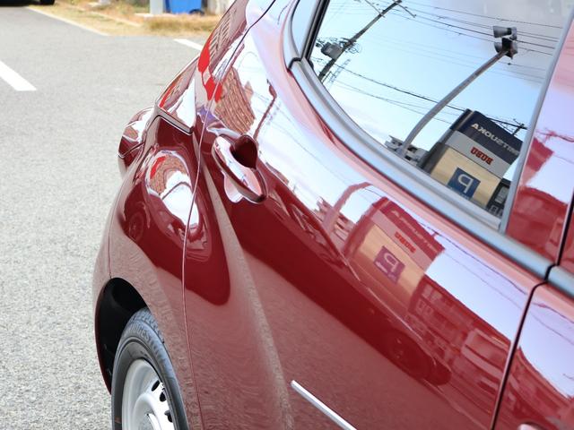 ビュート ストーリー ロイヤルエディション　１５ＬＸ　特別仕様車　新車未登録　専用ボディカラー　専用レザーシート　コンフォートシートセット　ＤＡプラス（ナビ・地デジＴＶ）　パノラミックビューモニター　ＢＳＭ＋ＰＳＢ　ワイヤレスＣａｒＰｌａｙ　ＥＴＣ２．０（10枚目）