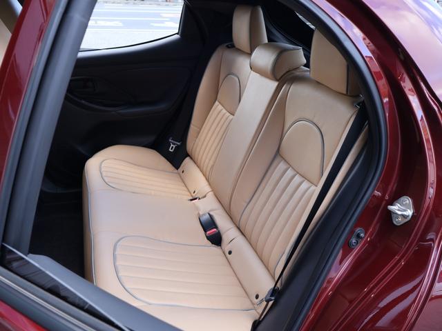 ビュート ストーリー ロイヤルエディション　１５ＬＸ　特別仕様車　新車未登録　専用ボディカラー　専用レザーシート　コンフォートシートセット　ＤＡプラス（ナビ・地デジＴＶ）　パノラミックビューモニター　ＢＳＭ＋ＰＳＢ　ワイヤレスＣａｒＰｌａｙ　ＥＴＣ２．０（47枚目）