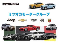 当社では北海道から沖縄までの全国納車に対応。遠方で来店が困難な場合でも画像や動画を駆使し、車両の状態をご納得頂けるまで丁寧にご説明差し上げます。厳しい自社基準に合致するものだけを提供しております。 5