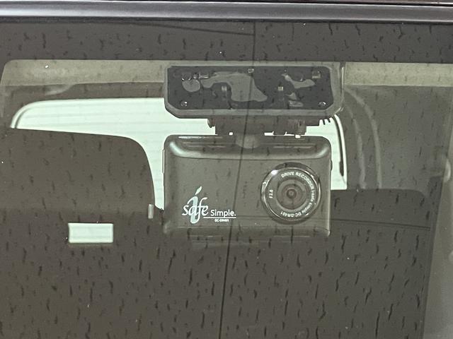 トール カスタムＧ　ＳＡＩＩ／９インチナビ／パノラマモニター／ＥＴＣ　走行０．４万ｋｍ／９インチナビ／パノラマモニター／ステアリングスイッチ／ＥＴＣ／ドライブレコーダー／クルーズコントロール／両側パワースライドドア／ＬＥＤヘッドライト・フォグランプ／キーフリー（10枚目）