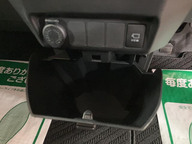 トール カスタムＧ　ＳＡＩＩ／９インチナビ／パノラマモニター／ＥＴＣ　走行０．４万ｋｍ／９インチナビ／パノラマモニター／ステアリングスイッチ／ＥＴＣ／ドライブレコーダー／クルーズコントロール／両側パワースライドドア／ＬＥＤヘッドライト・フォグランプ／キーフリー（36枚目）