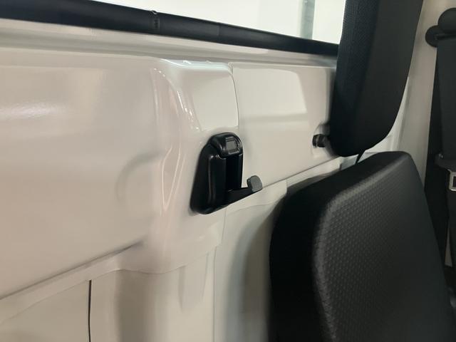 大阪ダイハツ　箕面店　　０７２−７２２−４３４１（直通ダイヤル受付１０：００〜１８：００）　まで　お問い合わせ　ご来店　是非お待ちしています！！宜しくお願いいたします！！