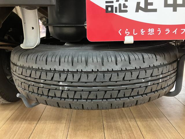 Ｒ４年式！ＣＶＴ採用で静粛性、燃費ＵＰになったハイゼットトラックが入庫しました☆車検がＲ８年１０月まで残っており点検、ご登録後すぐに納車可能です！一年間走行距離無制限保証が付いた認定中古車です（＾＾♪