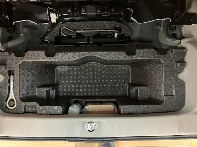 ムーヴのお買得車が入庫しました！！（＾＾♪走行１．８万ｋｍ！ＣＤチューナー、電動格納ミラー、キーレスエントリー、スマートアシストＩＩＩ、オートハイビーム、アイドリングストップなど装備の１台です！！