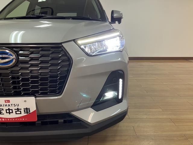 ロッキー プレミアムG HEV 純正ナビ/バックカメラ/ETC 走行3,1km/純正ナビ/バックカメラ/ETC/バックカメラ/クルーズコントロール/シートヒーター(前席)/USB端子/キーフリーシステム/LEDヘッドライト・フォグランプ/アルミホイール/(14枚目)