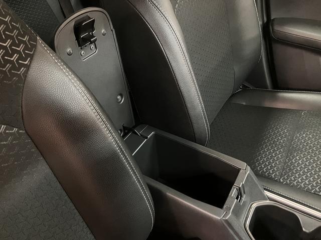 ロッキー プレミアムG HEV 純正ナビ/バックカメラ/ETC 走行3,1km/純正ナビ/バックカメラ/ETC/バックカメラ/クルーズコントロール/シートヒーター(前席)/USB端子/キーフリーシステム/LEDヘッドライト・フォグランプ/アルミホイール/(29枚目)