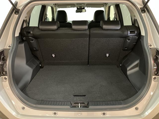 ロッキー プレミアムG HEV 純正ナビ/バックカメラ/ETC 走行3,1km/純正ナビ/バックカメラ/ETC/バックカメラ/クルーズコントロール/シートヒーター(前席)/USB端子/キーフリーシステム/LEDヘッドライト・フォグランプ/アルミホイール/(32枚目)