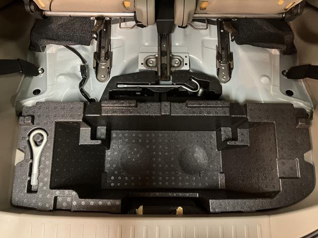 ムーヴ Ｘ　ＳＡ／１年間走行距離無制限保証／ナビ　車検整備渡し　１年間走行距離無制限保証　ナビ　ＥＴＣ　キーフリーシステム　電動格納ミラー　オートエアコン　オートライト　プッシュボタンスタート　エコアイドル　純正アルミホイール　ＵＳＢ対応（35枚目）