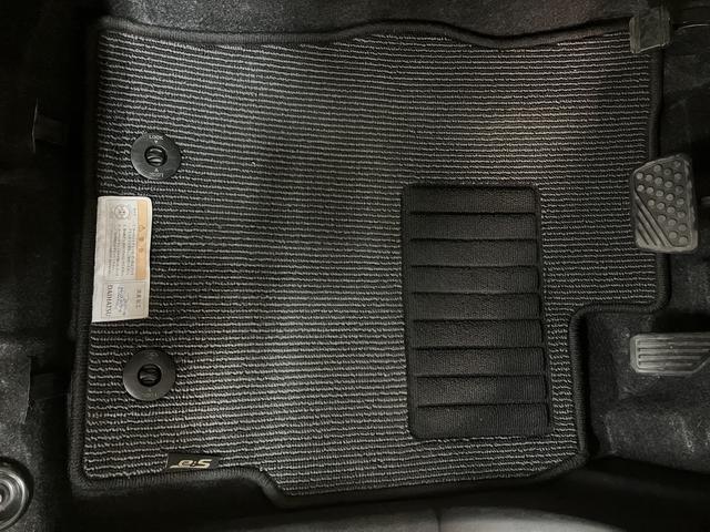 �����J�[�y�b�g�}�b�g���t���Ă��܂����