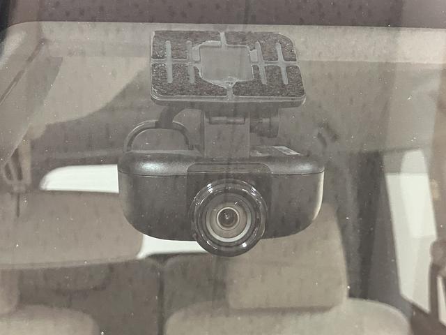 ムーヴキャンバス Ｘ　ＳＡＩＩＩ／２．７万ｋｍ／ナビ／バックカメラ／ＥＴＣ　１年間走行距離無制限保証／走行２．７万ｋｍ／ナビゲーション／バックカメラ／ステアリングスイッチ／ＥＴＣ／ドライブレコーダー／ＵＳＢアダプター／両側パワースライドドア／オートエアコン／キーフリー（9枚目）