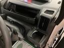R6年式☆走行距離0.6万kmのホワイトのタントカスタムが入庫しました(^^)/新品ナビ装備!!お買得車ですよ(^_-)-☆問い合わせは箕面店072-722-4341までお願いします(*^^*)
