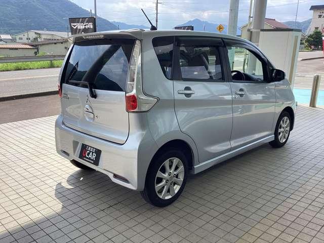 ｅＫカスタム Ｇ　ｅ－アシスト　１セグナビ雹害車（7枚目）