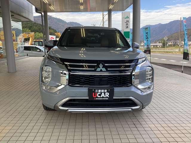 アウトランダーＰＨＥＶ Ｐエグゼクティブパッケージ　スマートフォン連携ナビゲーション電動パノ（2枚目）