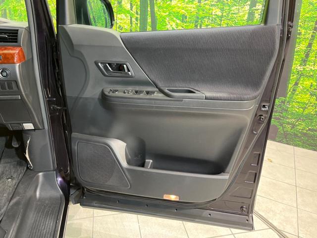 2.4Z プラチナムセレクション 禁煙車 純正ナビ バックカメラ フリップダウンモニター パワーバックドア HIDヘッドランプ パーキングセンサー ETC リアオートエアコン 8スピーカー 足元照明 オーバーヘッドコンソール(37枚目)