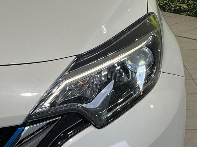 ノート ｅ－パワー　Ｘ　禁煙車　エマージェンシーブレーキ　インテリキー　インテリジェントルームミラー　ＬＥＤヘッドライト　純正１５インチアルミホイール　オートライト（13枚目）