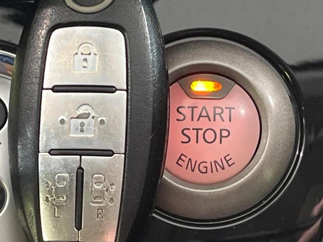 セレナ ハイウェイスター　Ｓ－ハイブリッド　純正ナビ　後席モニタ　両側電動スライド　バックカメラ　ＥＴＣ　スマートキー　ダブルエアコン　純正１６インチアルミ　アイドリングストップ　オートライト　ロールサンシェード（8枚目）