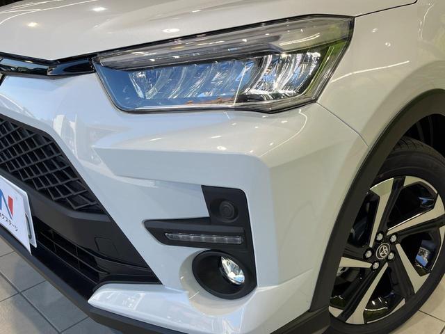 ライズ Ｚ　登録済未使用車　純正９型ディスプレイオーデイオ　全周囲カメラ　衝突被害軽減　レーダークルーズ　コーナーセンサー　スマートキー　ＬＥＤ　オートライト　オートエアコン　Ｂｌｕｅｔｏｏｔｈ　フルセグ（13枚目）