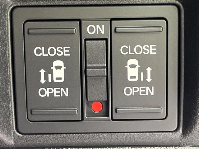 Ｎ－ＢＯＸカスタム ベースグレード　届出済未使用車　両側電動ドア　衝突被害軽減システム　レーダークルーズ　スマートキー　ＬＥＤヘッド　オートライト　オートエアコン　純正１４インチアルミ（5枚目）