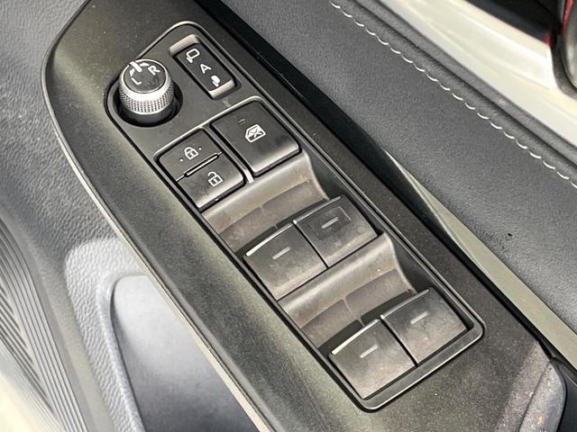ハリアー Ｓ　純正ディスプレイオーディオ　バックカメラ　トヨタセーフティセンス　レーダークルーズ　禁煙車　コーナーセンサー　スマートキー　ＬＥＤ　ＥＴＣ　オートハイビーム　オートライト　Ｂｌｕｅｔｏｏｔｈ（38枚目）