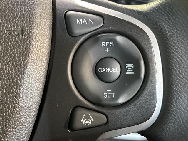 ステップワゴンスパーダ ｅ：ＨＥＶスパーダ　Ｇ・ＥＸ　ホンダセンシング　両側電動ドア　純正１０型ナビ　全周囲カメラ　衝突被害軽減システム　レーダークルーズ　禁煙車　ドラレコ　スマートキー　ＬＥＤヘッド　ＥＴＣ２．０　車線逸脱警報　オートライト　デュアルエアコン（5枚目）