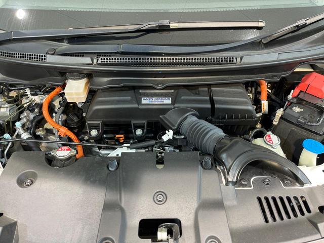 ステップワゴンスパーダ ｅ：ＨＥＶスパーダ　Ｇ・ＥＸ　ホンダセンシング　両側電動ドア　純正１０型ナビ　全周囲カメラ　衝突被害軽減システム　レーダークルーズ　禁煙車　ドラレコ　スマートキー　ＬＥＤヘッド　ＥＴＣ２．０　車線逸脱警報　オートライト　デュアルエアコン（18枚目）