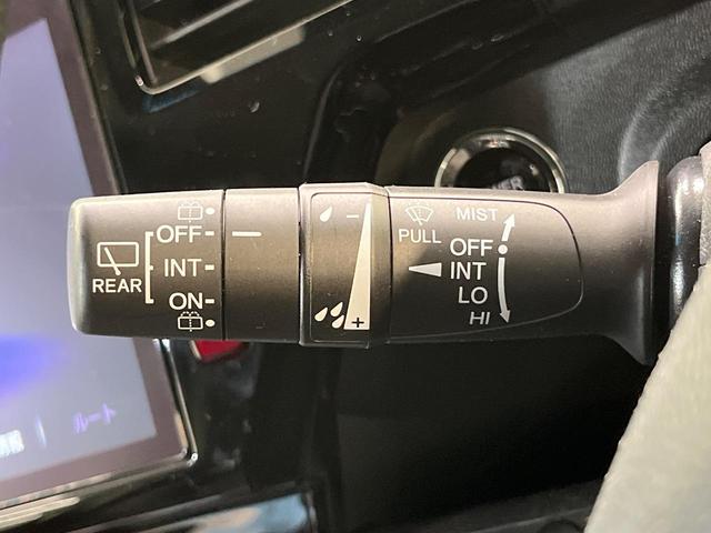 ステップワゴンスパーダ ｅ：ＨＥＶスパーダ　Ｇ・ＥＸ　ホンダセンシング　両側電動ドア　純正１０型ナビ　全周囲カメラ　衝突被害軽減システム　レーダークルーズ　禁煙車　ドラレコ　スマートキー　ＬＥＤヘッド　ＥＴＣ２．０　車線逸脱警報　オートライト　デュアルエアコン（35枚目）