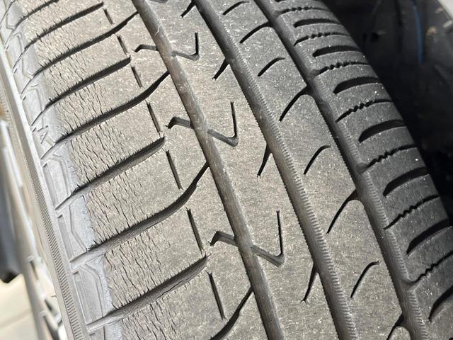 タンク カスタムＧ　Ｓ　ＴＲＤエアロ　両側パワースライドドア　純正ＳＤナビ　全周囲カメラ　衝突被害軽減システム　クルーズコントロール　オートライト　ＬＥＤヘッドライト　フルセグＴＶ　純正１４インチアルミホイール（60枚目）